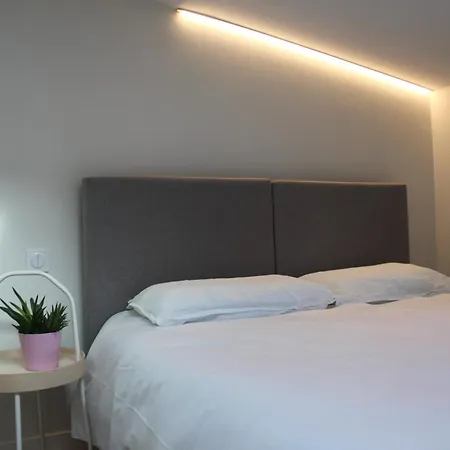 Maison Meire Apartment *