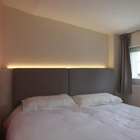 Apartment Maison Meire *