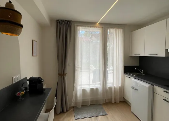 Apartment Maison Meire *