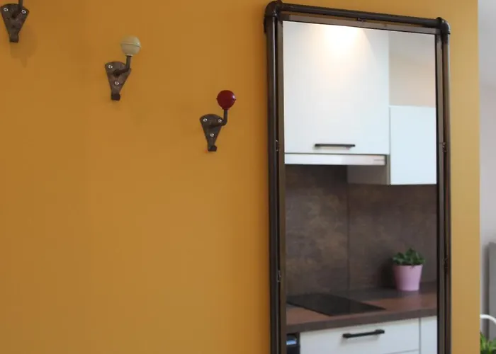 Apartment Maison Meire *