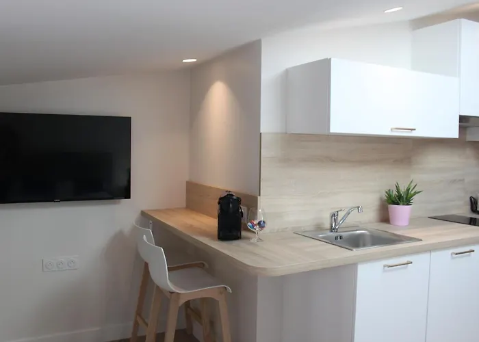 Apartment Maison Meire *