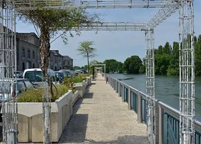 Apartment Maison Meire *