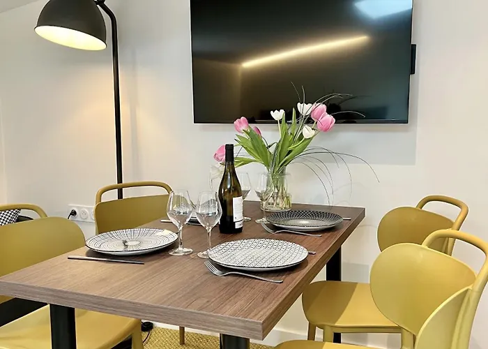 Maison Meire Apartment *